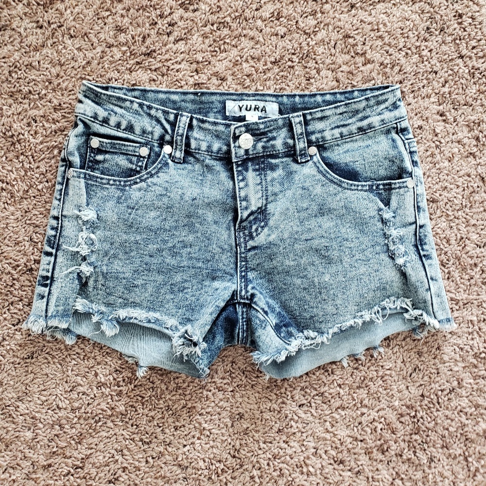 Distressed jean shorts